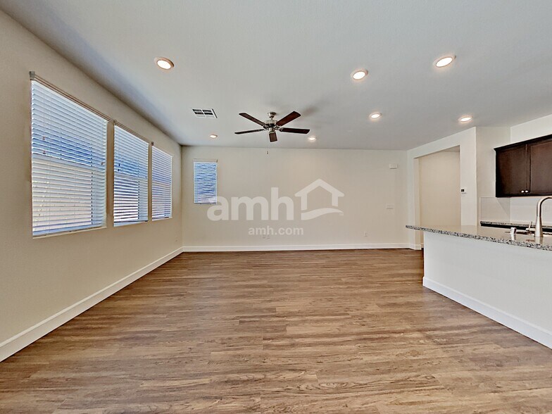 Building Photo - 8109 Inhibition Ct