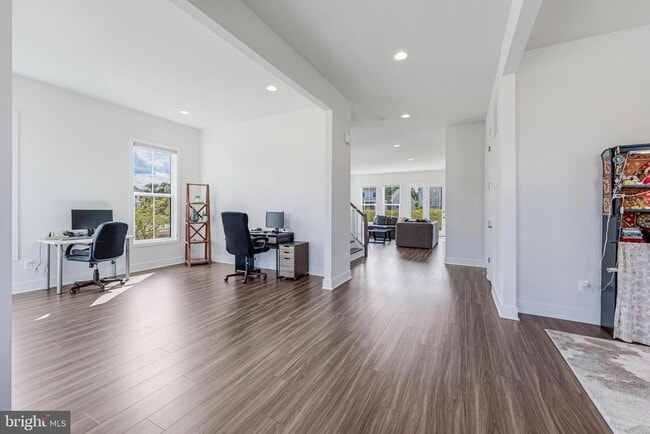 Building Photo - 23765 Fairfield Knl Ct