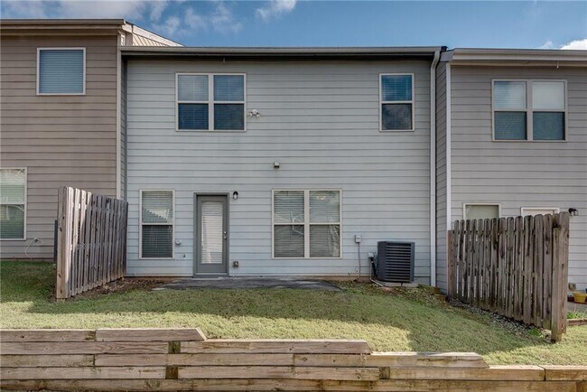 Building Photo - 1024 Haley Wds Ln