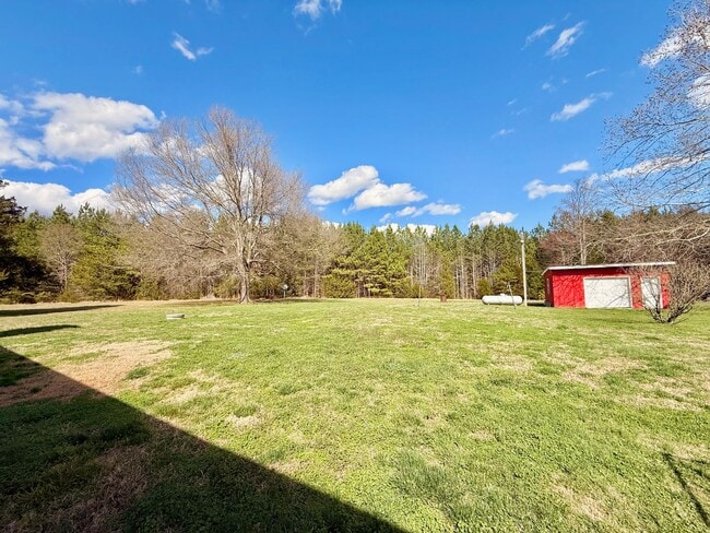 Building Photo - Charming 3 Bedroom Home for Rent!