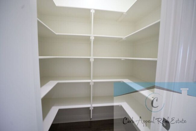 Building Photo - Luxury, new construction 3 bed, 2 bath home includes washer and dryer - Brookland!!