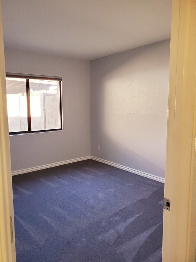 Building Photo - COMING SOON! NO HOA-Stunning 3 Bedroom wit...