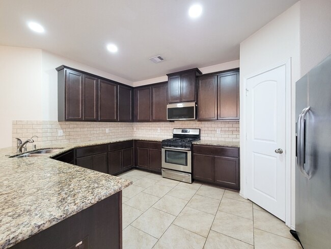 Building Photo - 4543 Stolz Trail