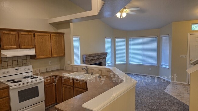 Building Photo - 4004 E Park Ridge Dr
