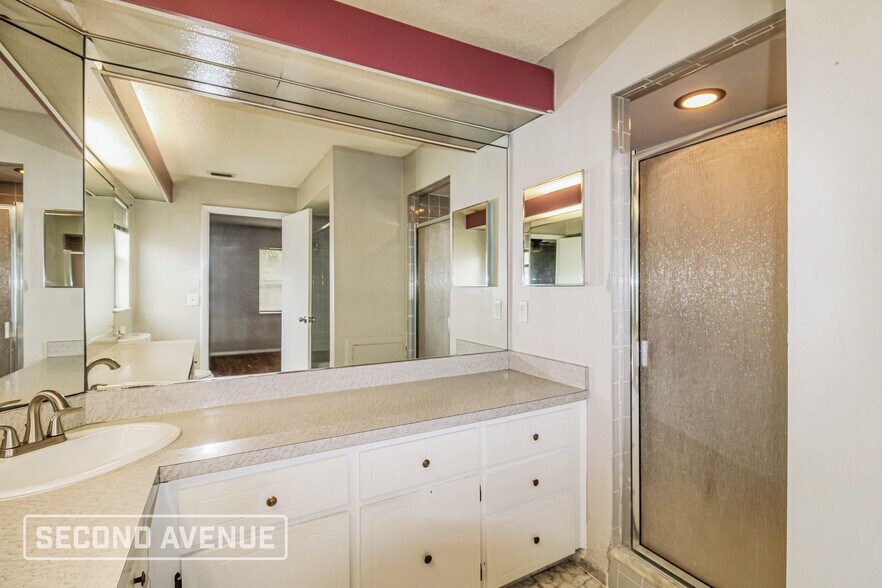 Building Photo - 7231 Box Elder DR