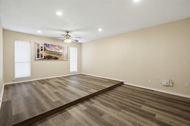 Building Photo - 2127 Tampico Dr