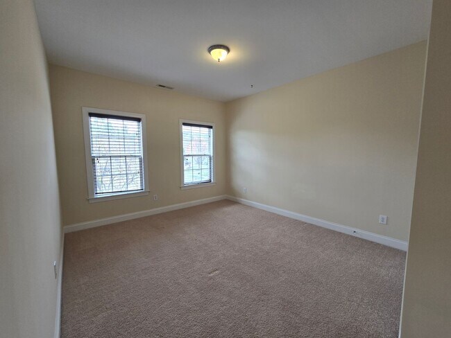 Building Photo - NEW LISTING in Cary NC!!