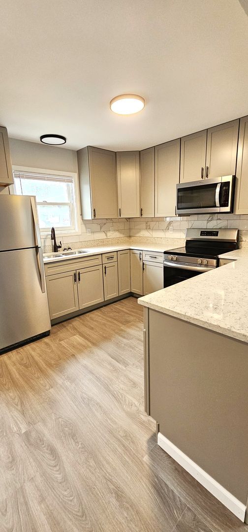 Building Photo - 6 West St