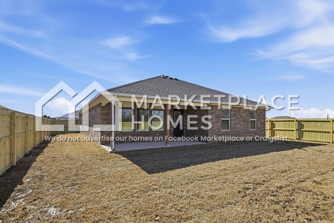 Building Photo - 3040 Laredo Ln