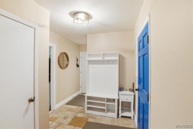 Building Photo - 15 Telfair Dr