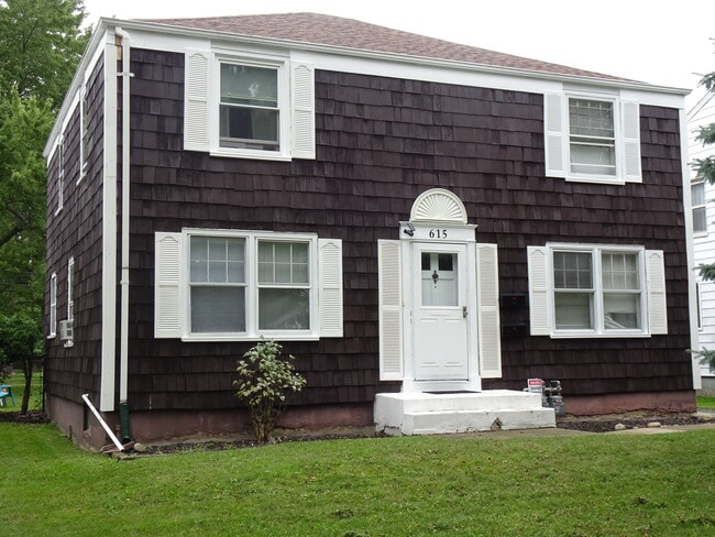 Building Photo - 615 Starin Ave