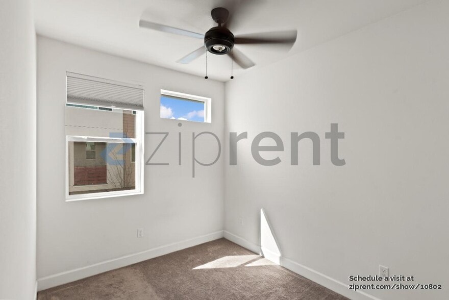 Building Photo - 5533 Great Oaks Pky