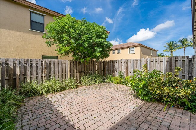 Building Photo - 15381 SW 119th Ln