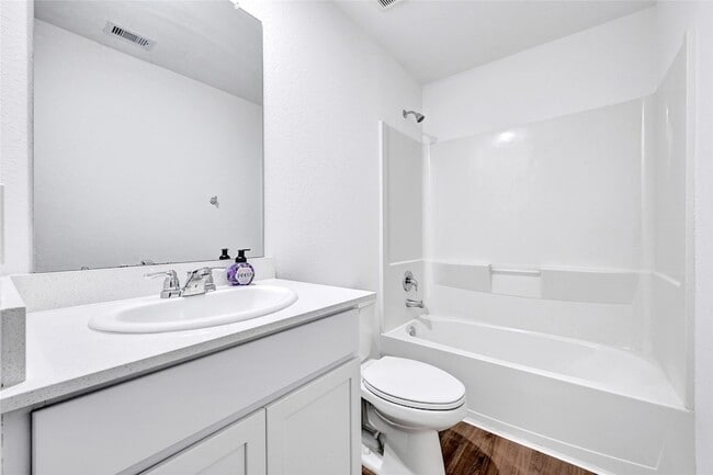 Building Photo - 24027 Wandering Brk Dr