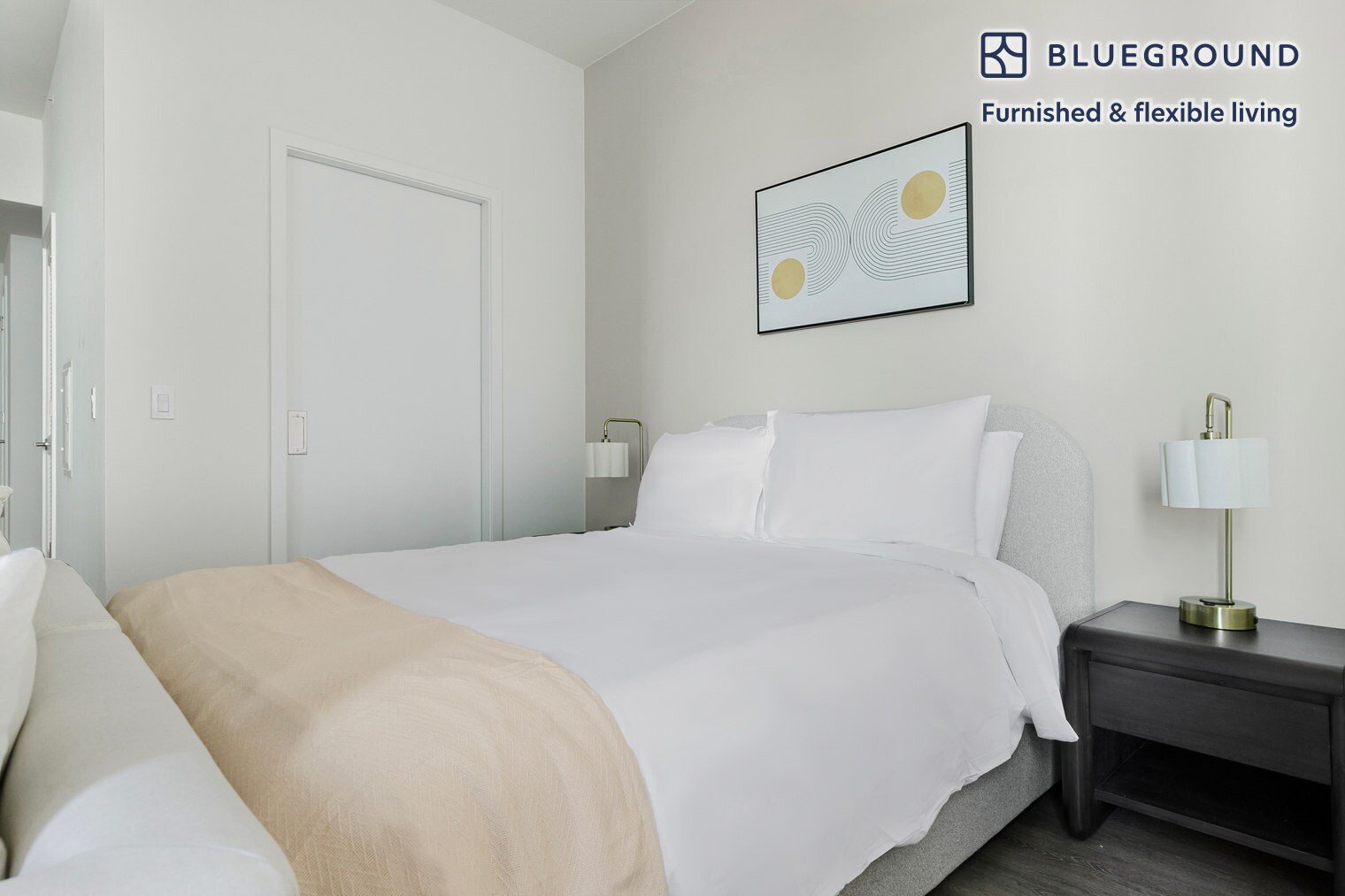 Building Photo - 1000 S Michigan Ave