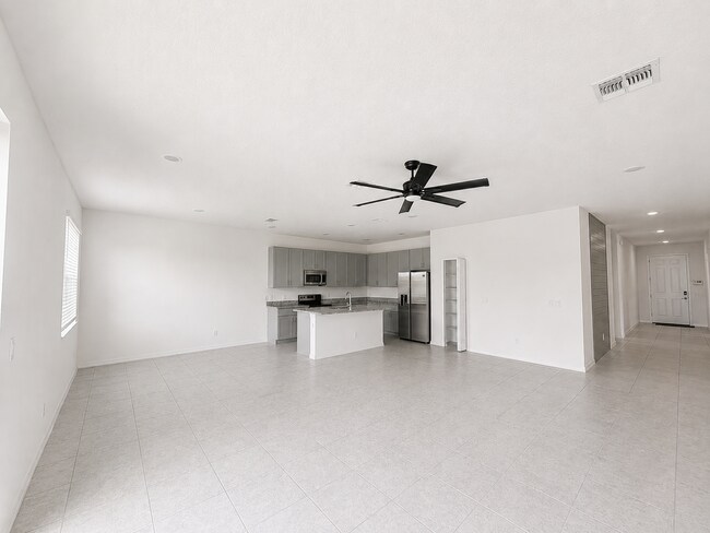 Building Photo - 214 Tarpon Bay Blvd