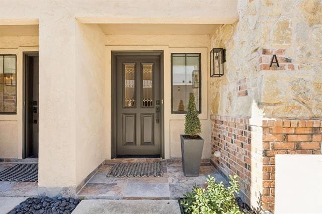 Building Photo - 5804 Hudson St