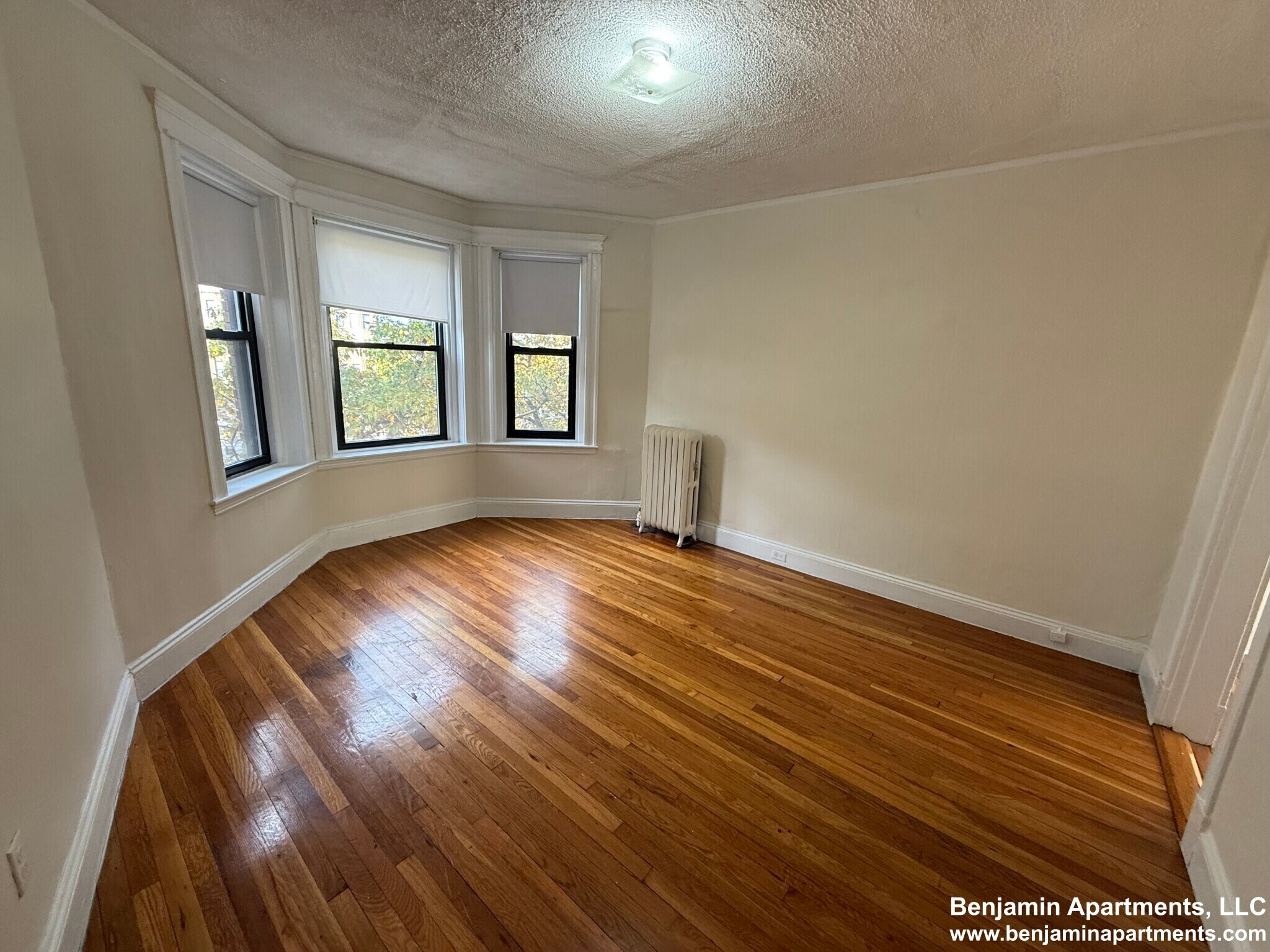 Building Photo - 1161 Commonwealth Ave