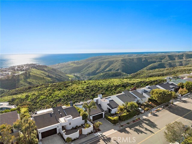 Building Photo - 3253 Alta Laguna Blvd