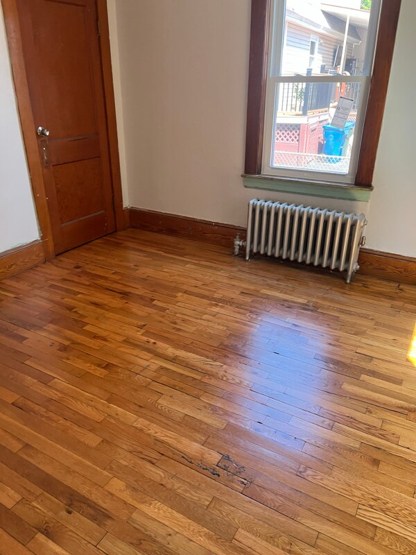 Building Photo - 117 Perry Ave