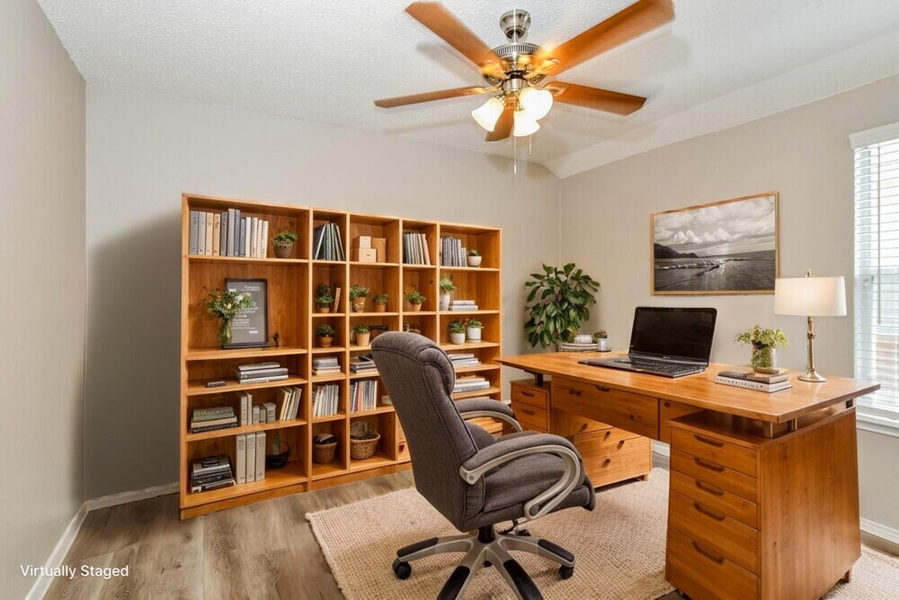 Building Photo - 2208 Sumac Dr