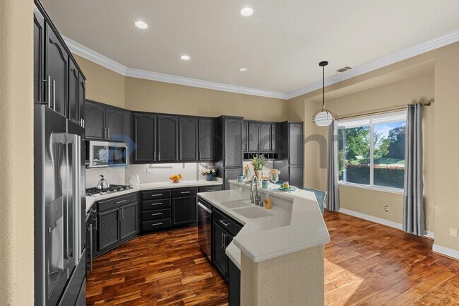 Building Photo - 316 Burr Knot Way