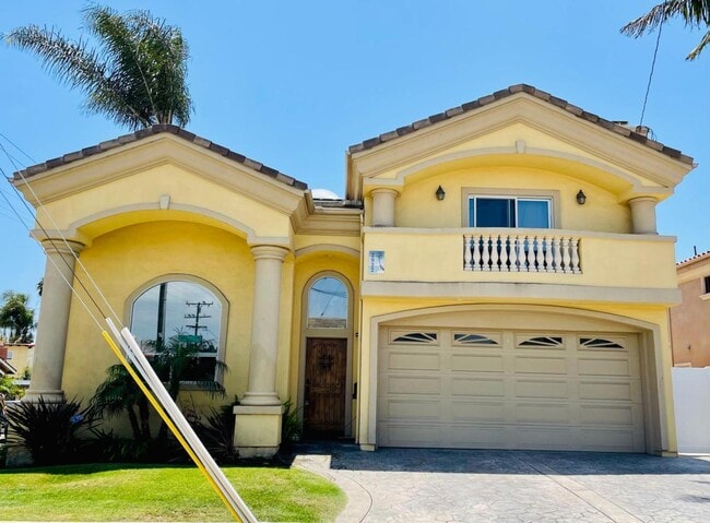 Primary Photo - 2022 Plant Ave