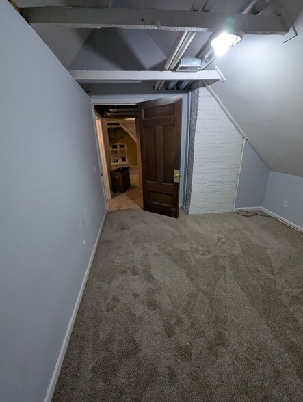 Building Photo - 39 Oxford St