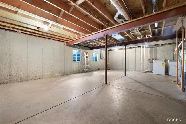 Building Photo - 2728 Bluewater Cir