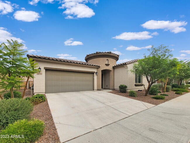 Primary Photo - 2370 N 212th Dr