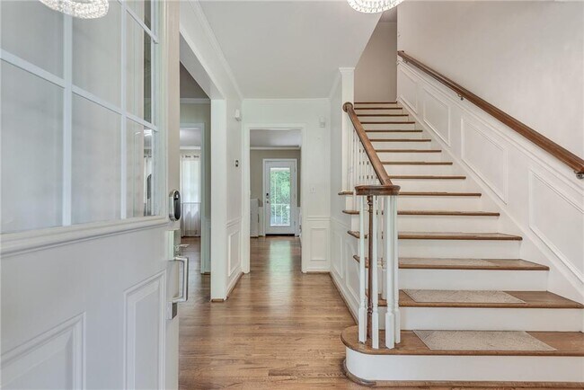 Building Photo - 5699 Bend Creek Rd