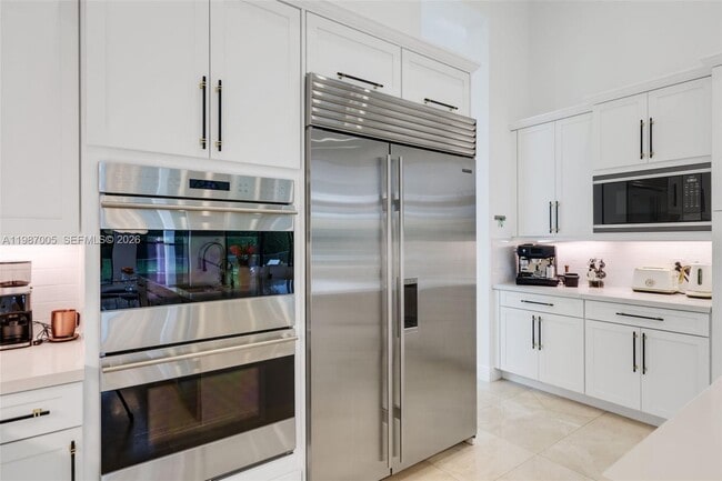 Building Photo - 2751 NW 70th Blvd