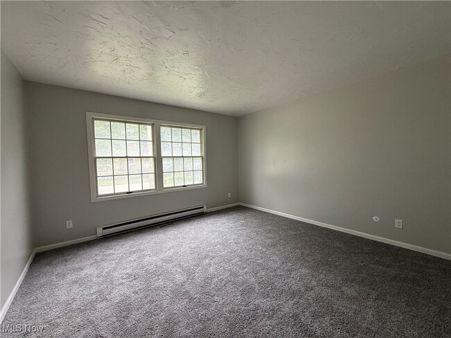 Building Photo - 9253 Edmunds Ave