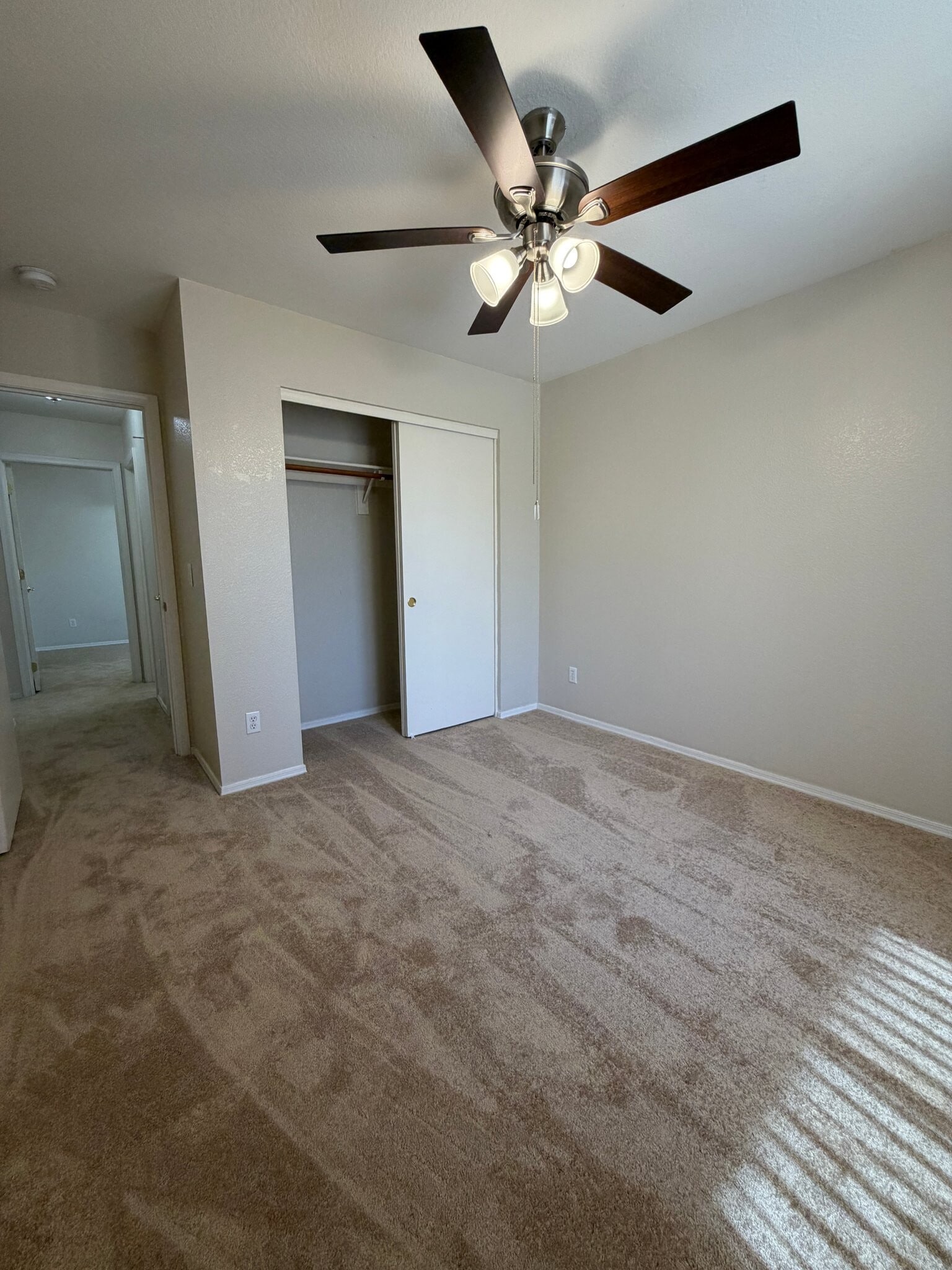 Building Photo - 11402 W Hutton Dr