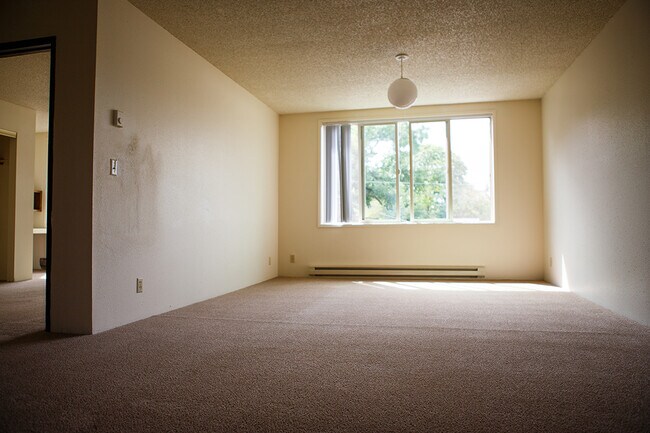 Building Photo - 1414 Alder