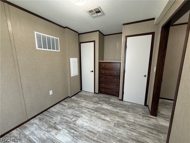 Building Photo - 12120 Cactus Dr