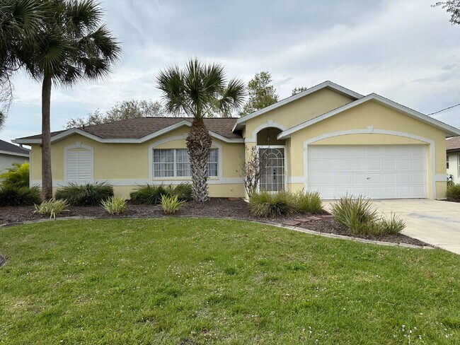 Primary Photo - You'll love this charming 3/2/2 home in th...