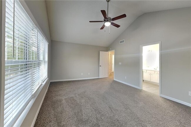 Building Photo - 3206 Claybrooke Dr NE