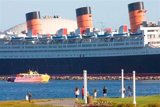 Building Photo - 800 E Ocean Blvd