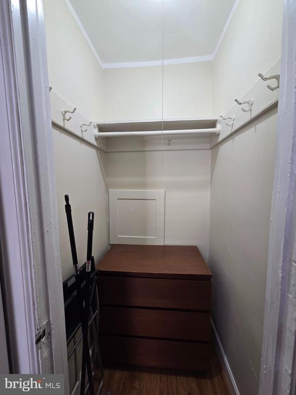 Building Photo - 1324 Locust St