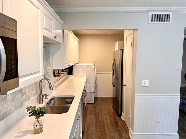 Building Photo - 13731 Juniper Blossom Dr