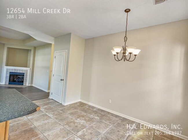 Building Photo - 12654 Mill Creek Dr