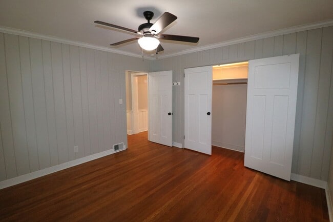 Building Photo - 2832 Monticello Dr