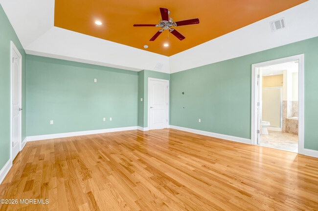 Building Photo - 1000 Eighth Ave