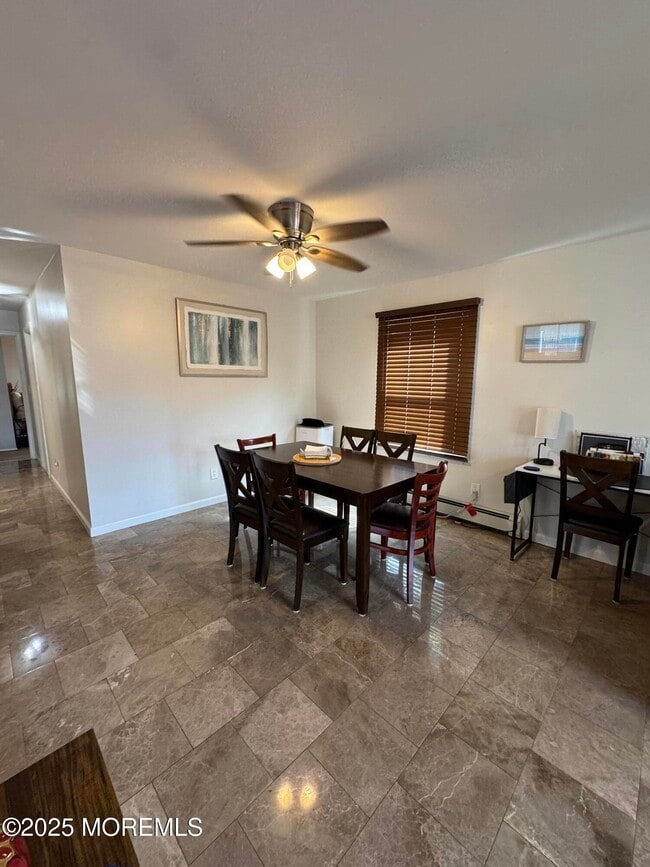 Building Photo - 738 18th Ave