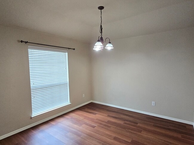 Building Photo - 8205 3 Bars Dr