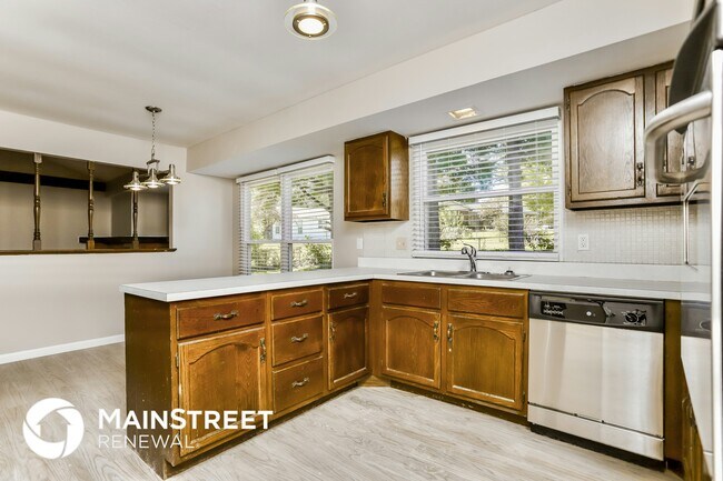 Building Photo - 3717 Argonne Forest Dr