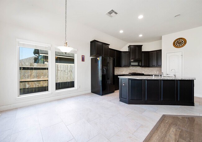 Building Photo - 2622 Mountain Sage Dr