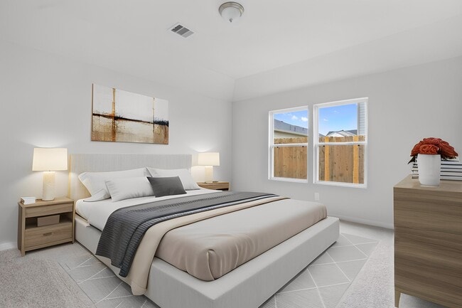 Building Photo - 102 Avalon Dr