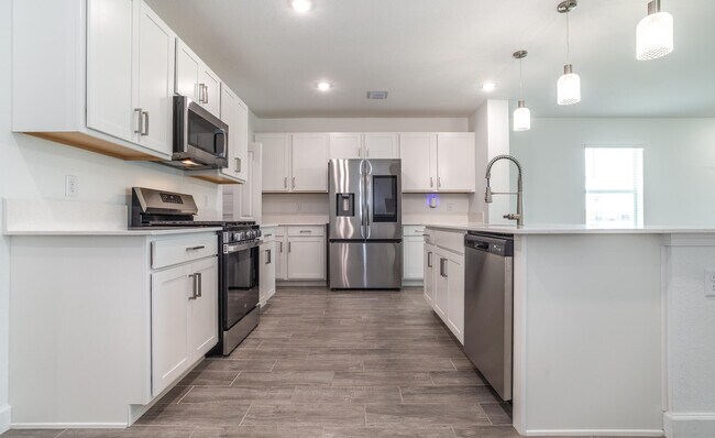 Building Photo - 6378 Windwood Wy